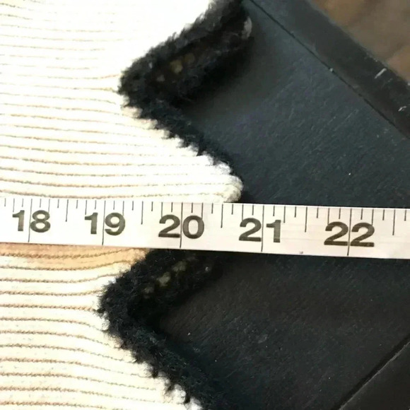 j.o.a. scallop knit  sweater - Picture 9 of 9